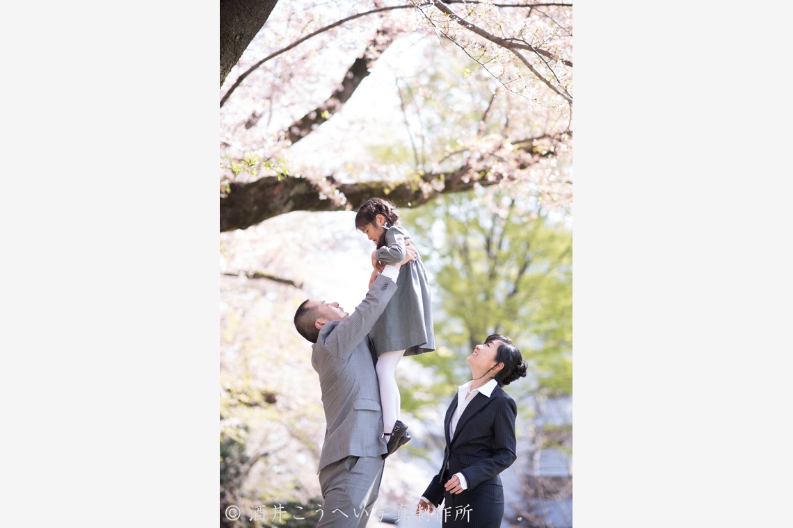 酒井こうへい写真製作所が撮影した写真のアルバム「入学式・桜」