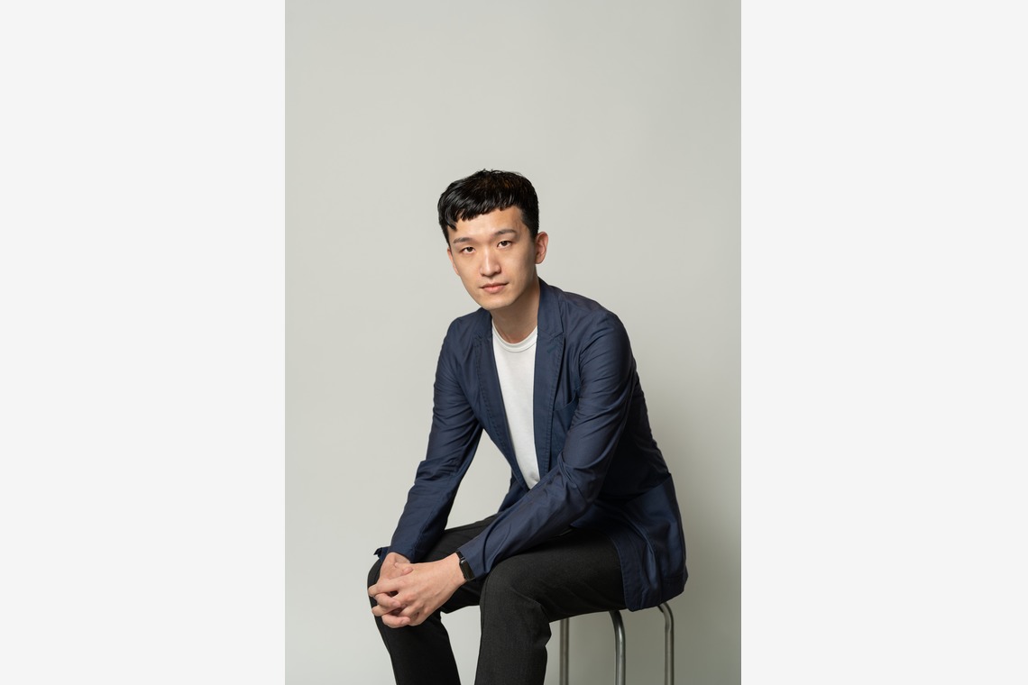 曽川拓哉が撮影した写真のアルバム「バックペーパーを使ったビジネスポートレート」