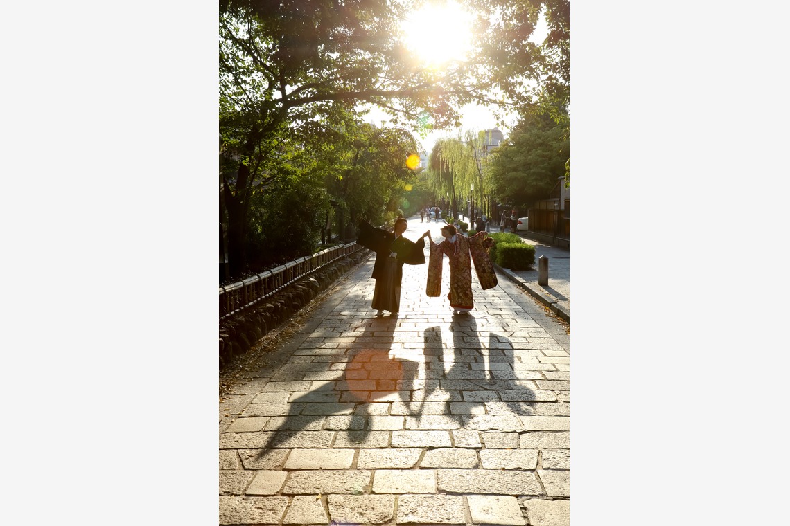 Photo of wedding kimono taken by Smilehunter