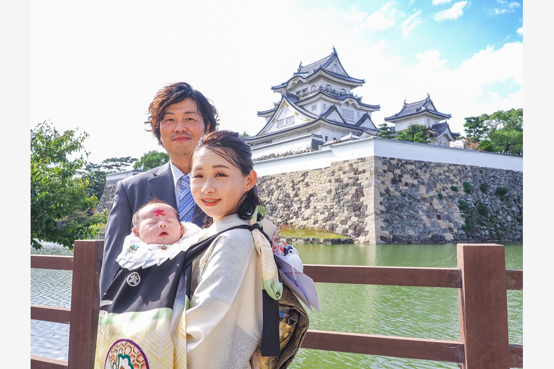 中村雅樹が出張撮影した家族写真(キッズ,ベビーフォト)などが写った「お宮参り」の家族写真