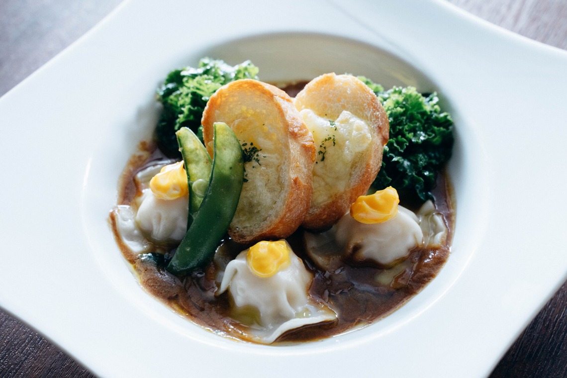 菊村夏水が撮影した写真のアルバム「フレンチレストラン」