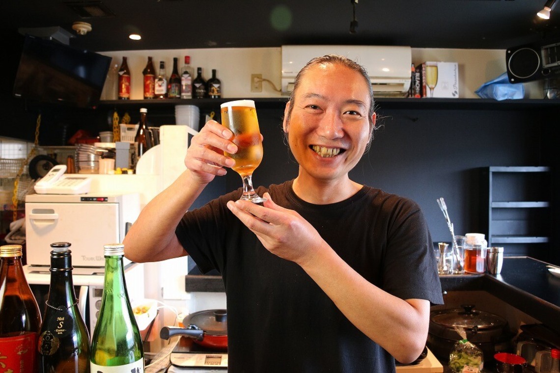 世登理恵が撮影した「飲食店の人物写真」の写真