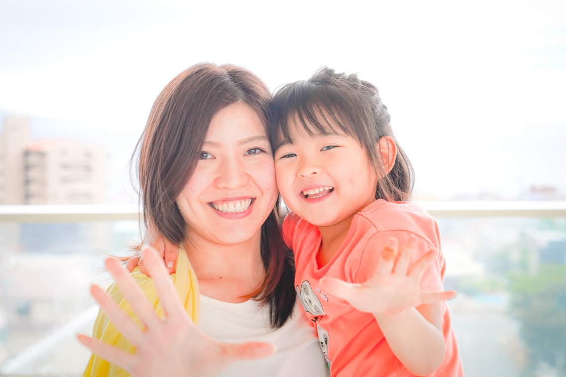 山下哲矢が出張撮影した家族写真(キッズ,ベビーフォト)などが写った「親子写真」の家族写真