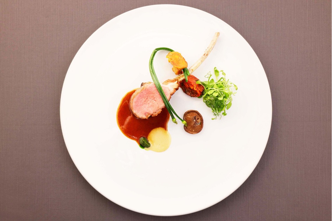 森安　照が撮影した「真俯瞰・ヨリ・集合」の写真