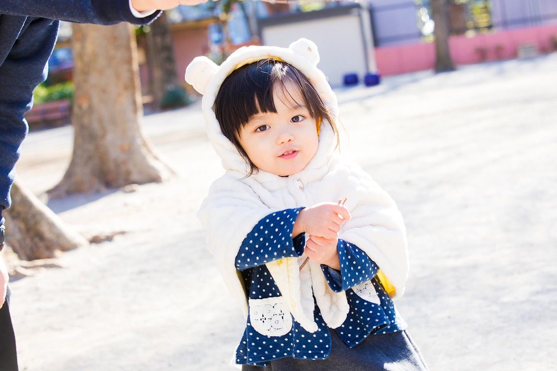 KIRAが撮影した写真のアルバム「友達の子供を新宿の公園で」