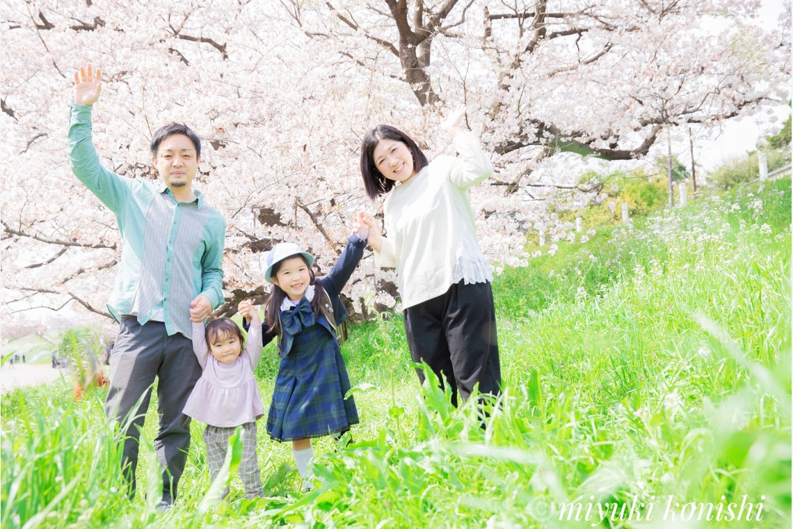 Chain of smile photography