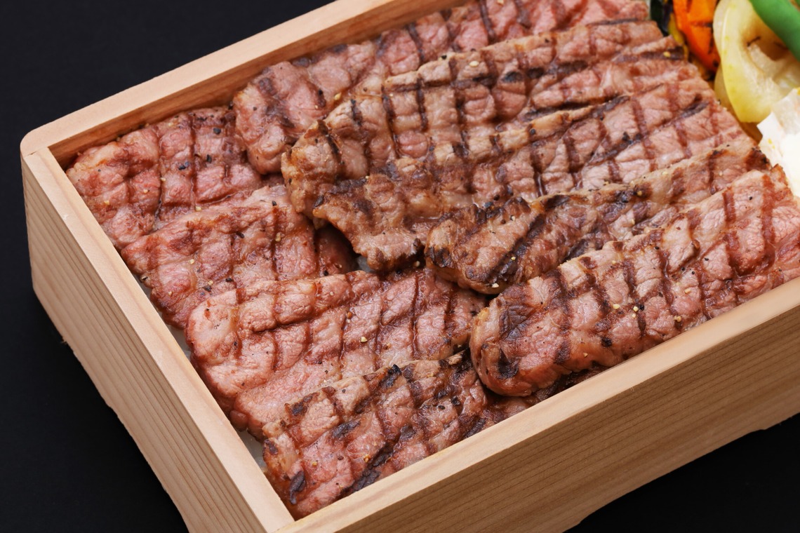 森安　照が撮影した「鉄板焼き」の写真