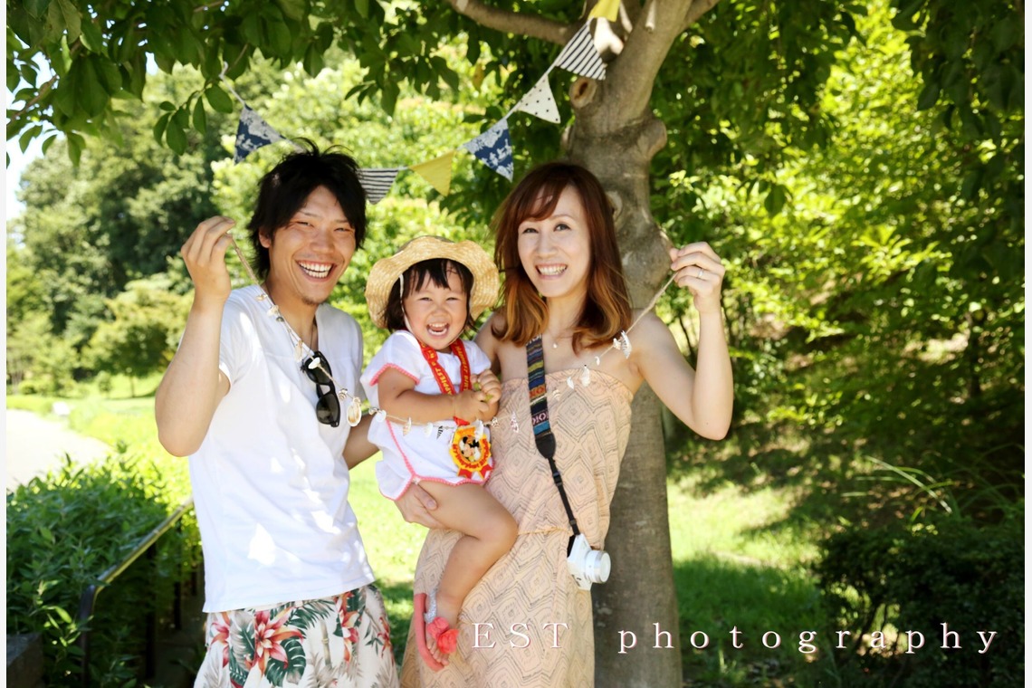 EST photographyが出張撮影した家族写真(キッズ,ベビーフォト)などが写った「フォトギャラリー」の家族写真