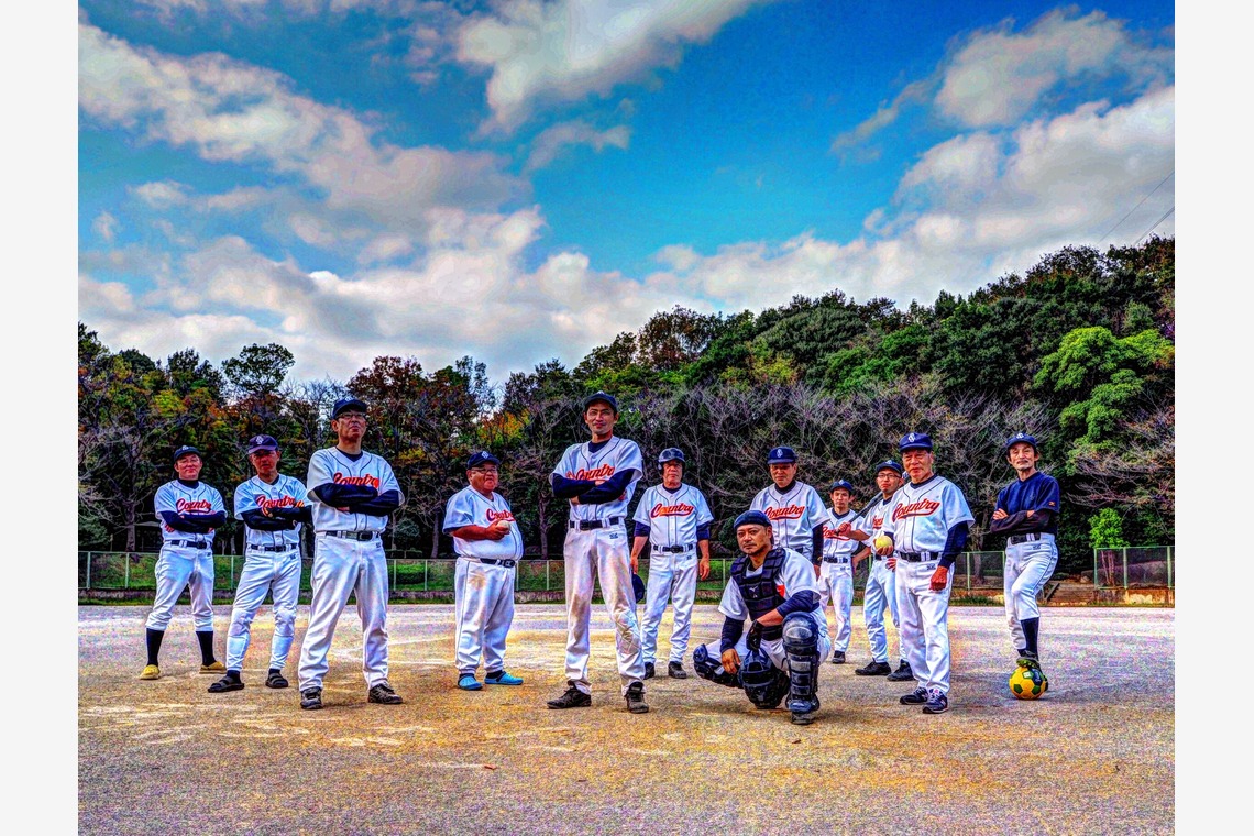 レオン・スナップサービスが撮影した写真のアルバム「HDR ソフトボールチーム」