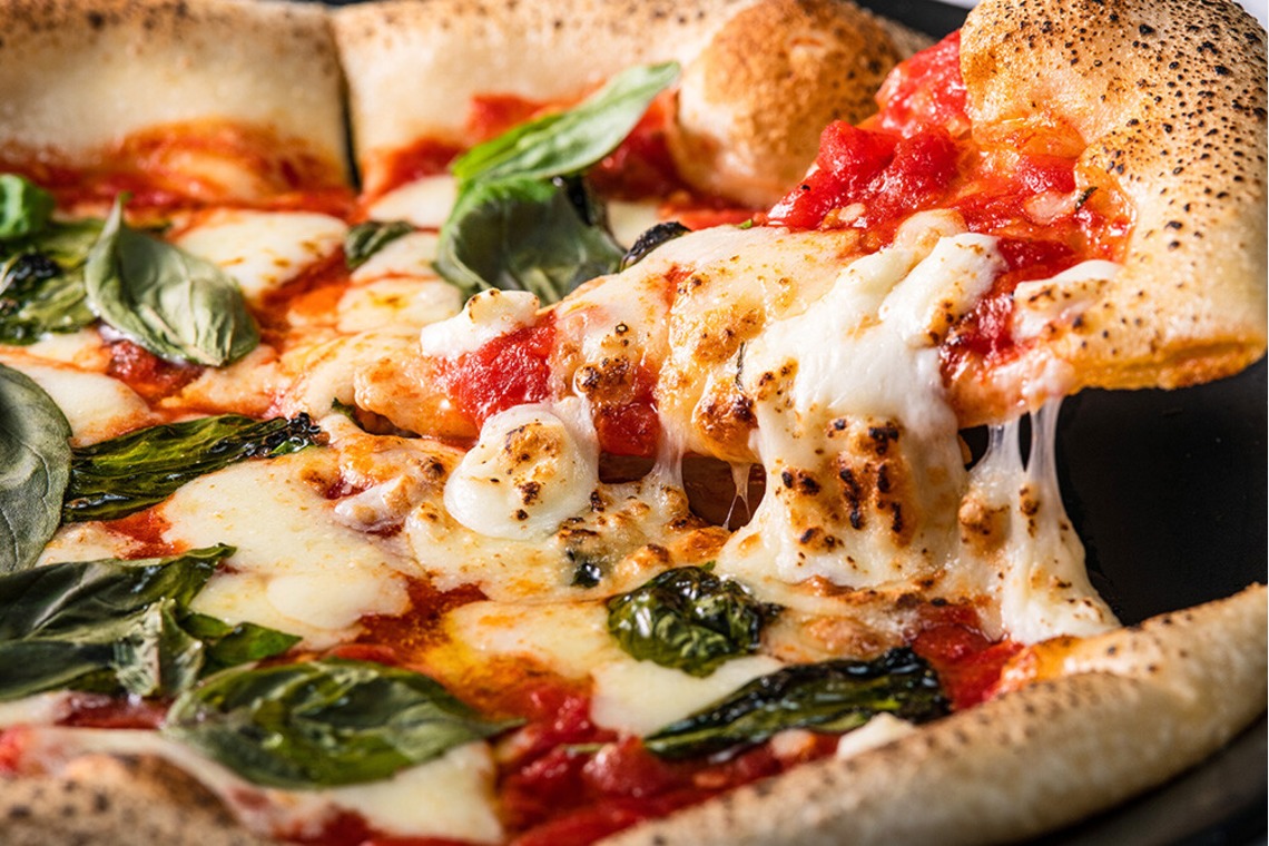 本郷直人が撮影した写真のアルバム「洋食」