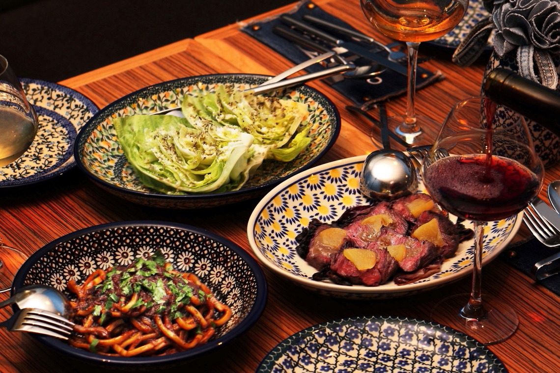 森安　照が撮影した「ホテル・レストラン（料理・ワイン・シャンパン・シェフ・ホールスタッフ・内観・イメージカット）」の写真