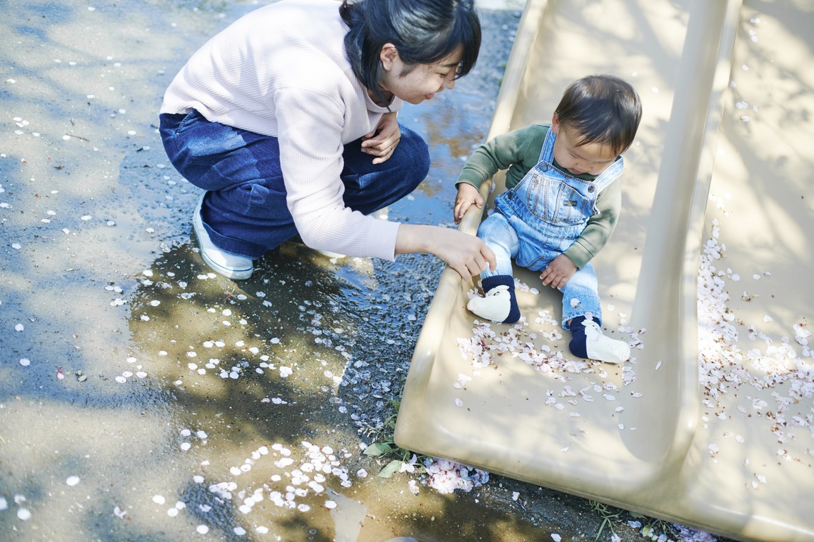 NISHIMURA AKINOBUが出張撮影した家族写真(キッズ,ベビーフォト)などが写った「ご家族ポートレート　お子様１歳バースデー記念　＠千葉」の家族写真