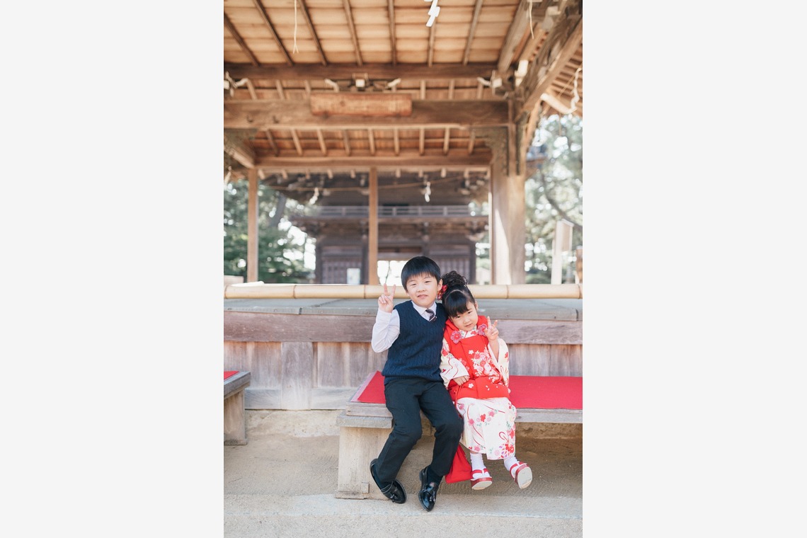 Raita Kuwahara photographyが出張撮影した家族写真(キッズ,ベビーフォト)などが写った「七五三フォト」の家族写真