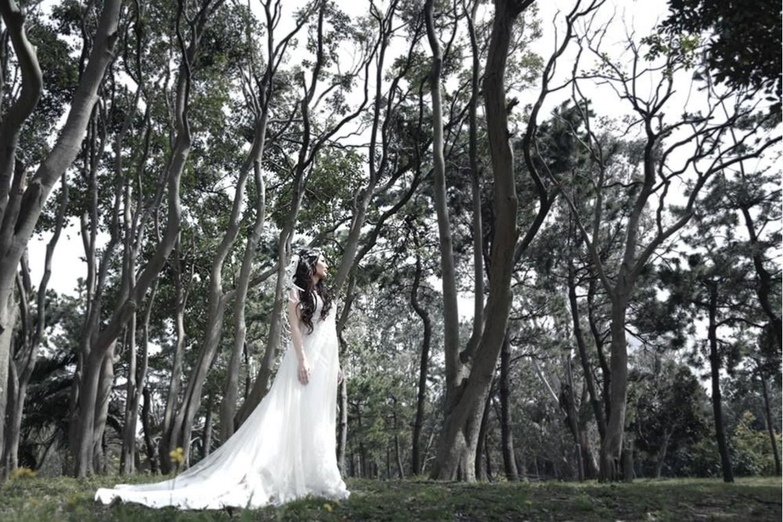 STUDIO AQUA (スタジオアクア)が撮影した「ドレスロケーション前撮り」の写真