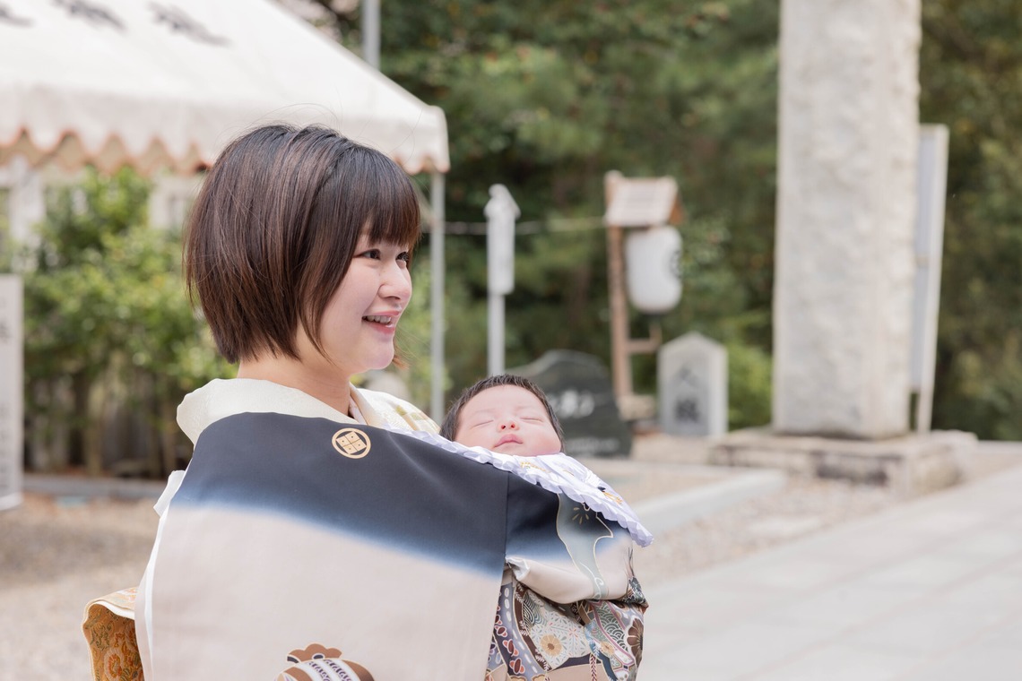 梅田　紫邑が撮影した写真のアルバム「家族でお祝いするお宮参り」