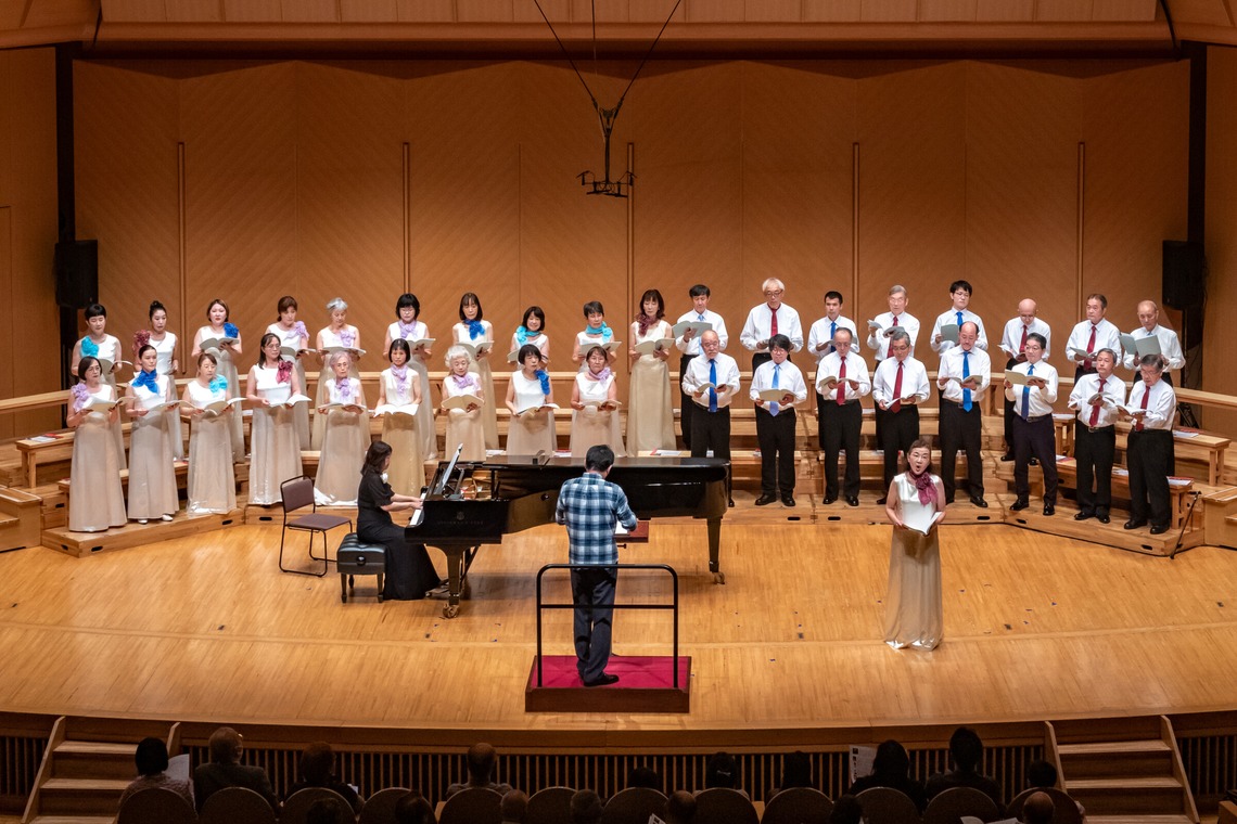 原野 英樹が撮影した「コンサート撮影 ホールでのコーラス撮影」の写真