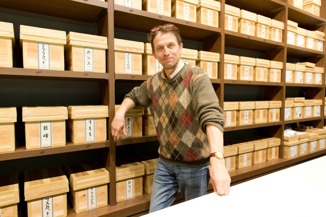 田中真光写真事務所が撮影した「取材、インタビューカット」の写真