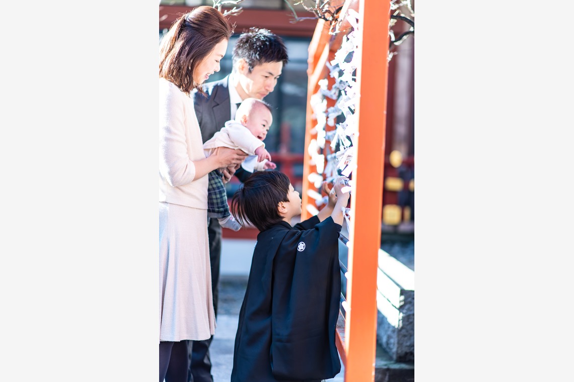 サキヤマ リエが撮影した写真のアルバム「5才男の子・笑顔いっぱいの七五三＠日枝神社」