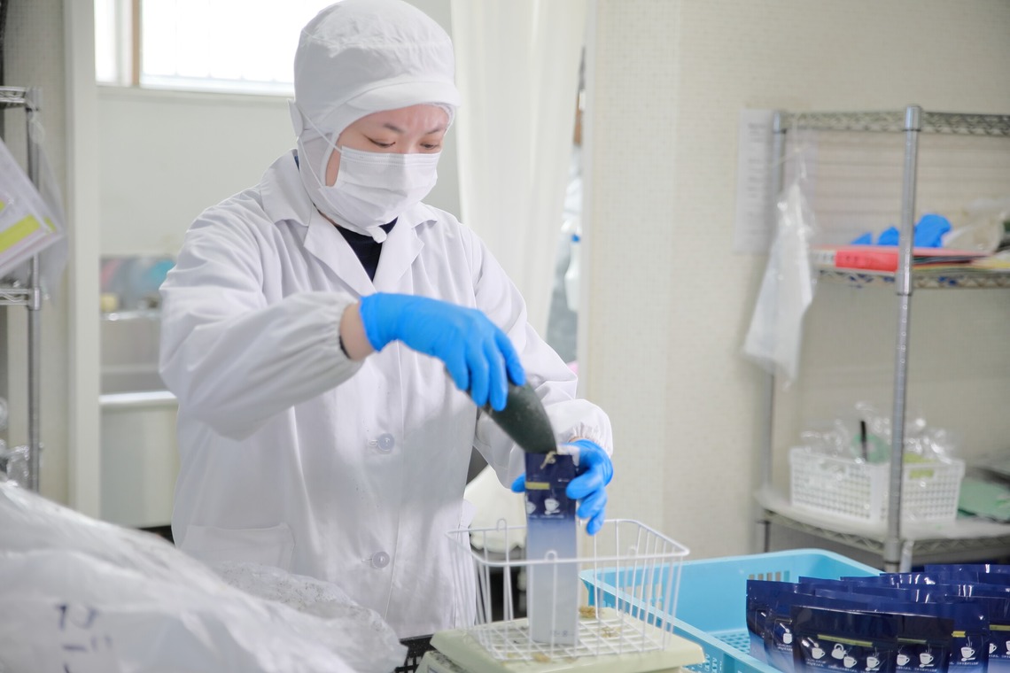 （株）建基が撮影した写真のアルバム「食品加工会社　作業風景・商品撮り」