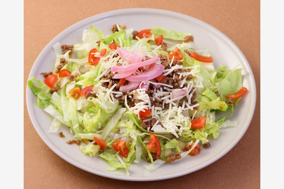 森安　照が撮影した写真のアルバム「肉丼・タコライス」