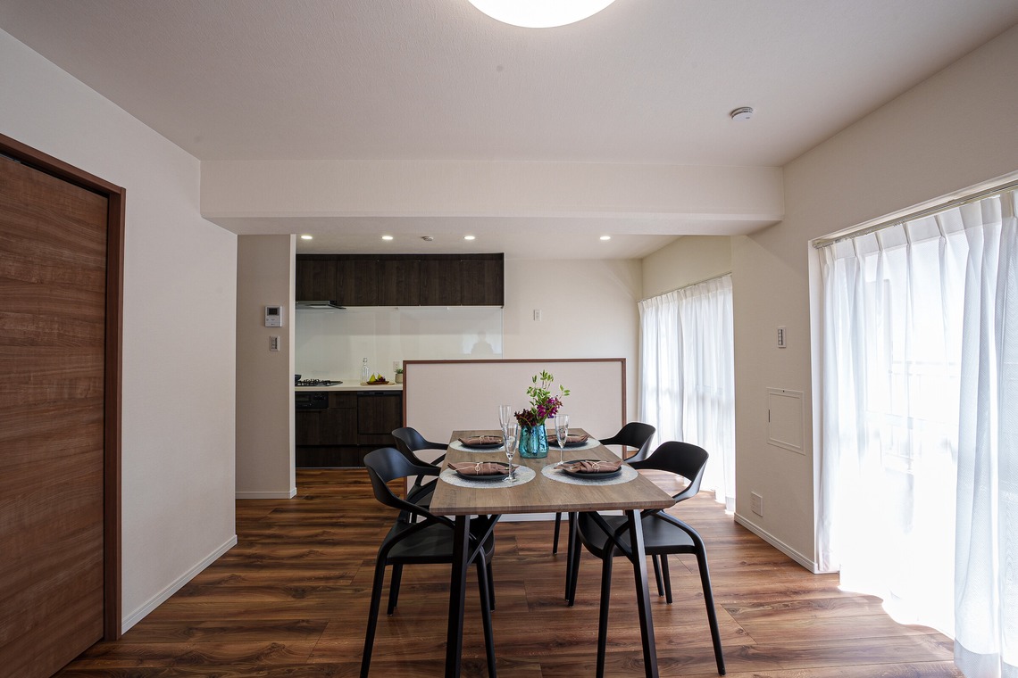 森脇 稔が撮影した写真のアルバム「建築写真（マンション）」