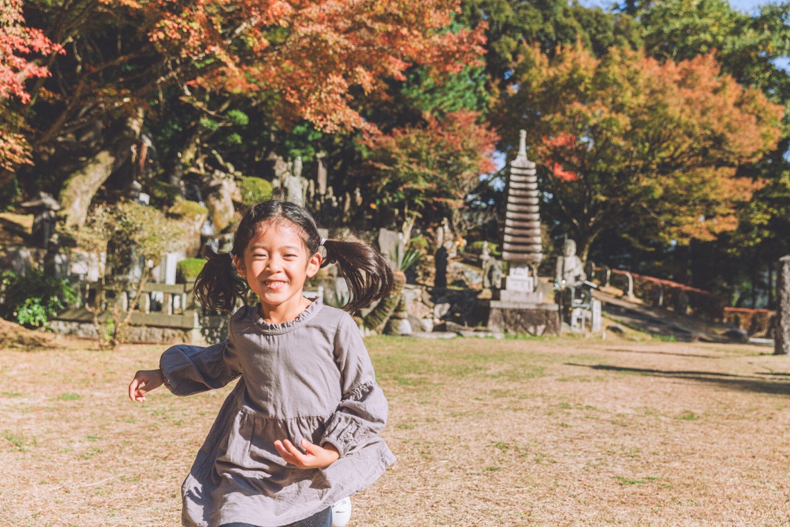 多田正子が出張撮影した家族写真(キッズ,ベビーフォト)などが写った「ファミリーフォト（バースデーフォト）」の家族写真