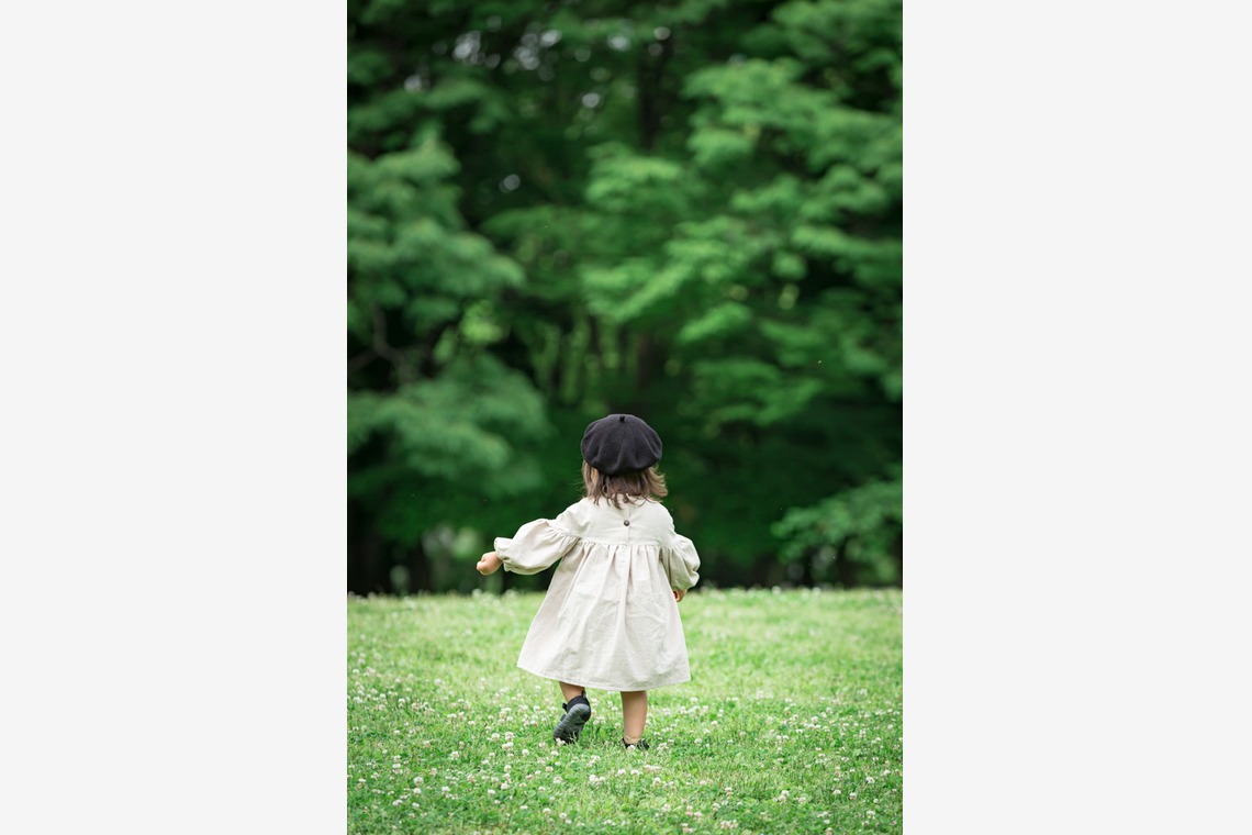 Chihiro Photographyが出張撮影した家族写真(キッズ,ベビーフォト)などが写った「2歳バースデーフォト 【名城公園】」の家族写真