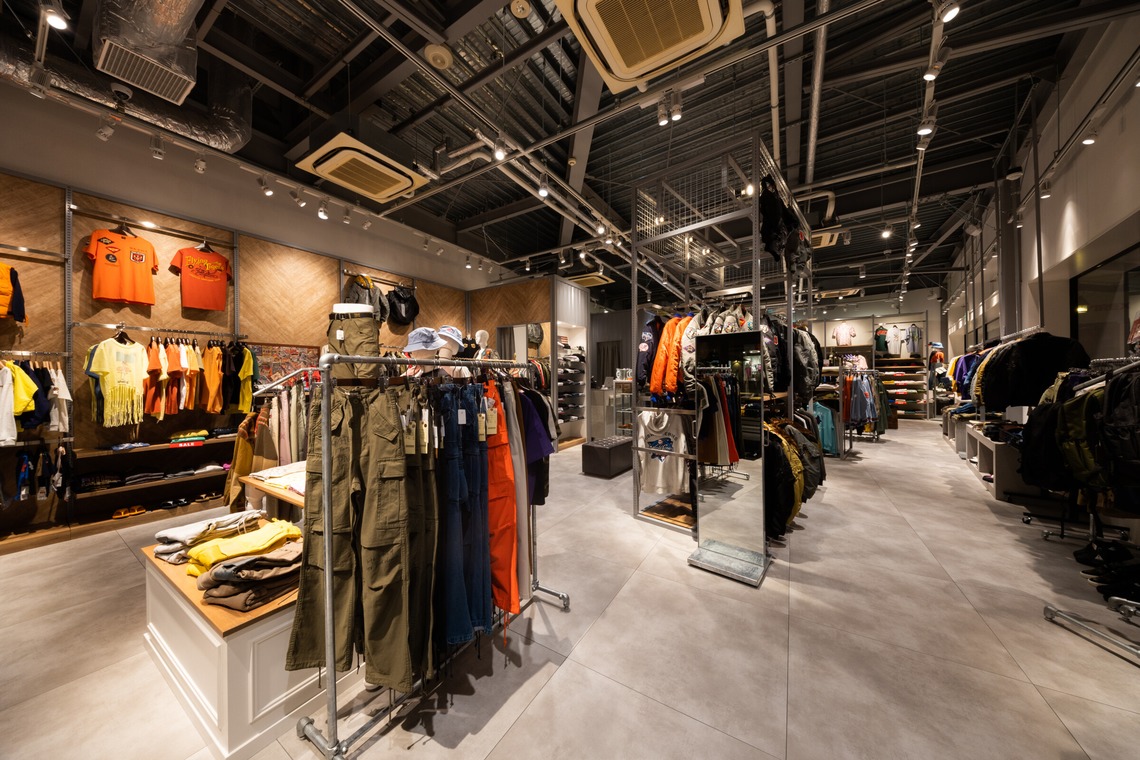 井下良治写真事務所が撮影した写真のアルバム「店舗　住宅」