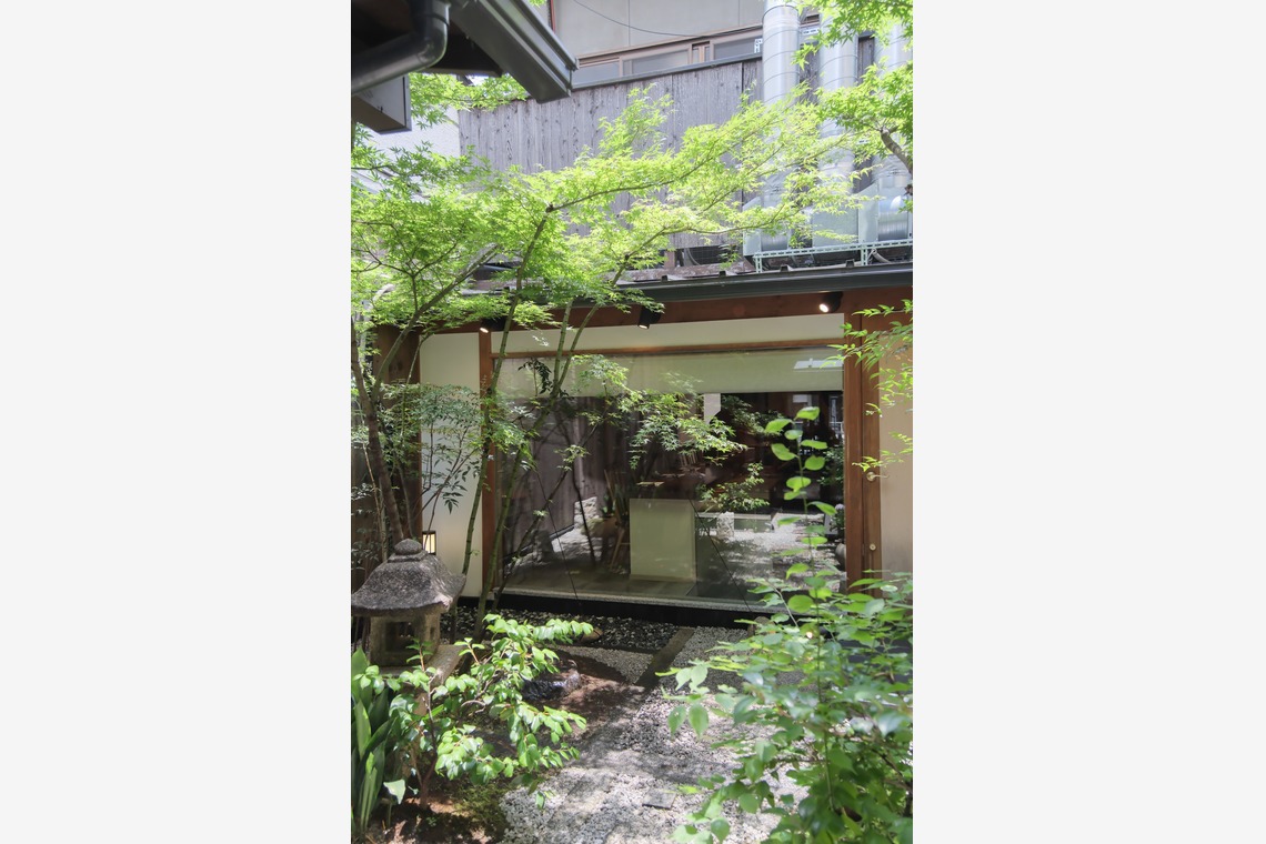 ARAI MAGICが撮影した写真のアルバム「和食レストラン　料理　竣工」