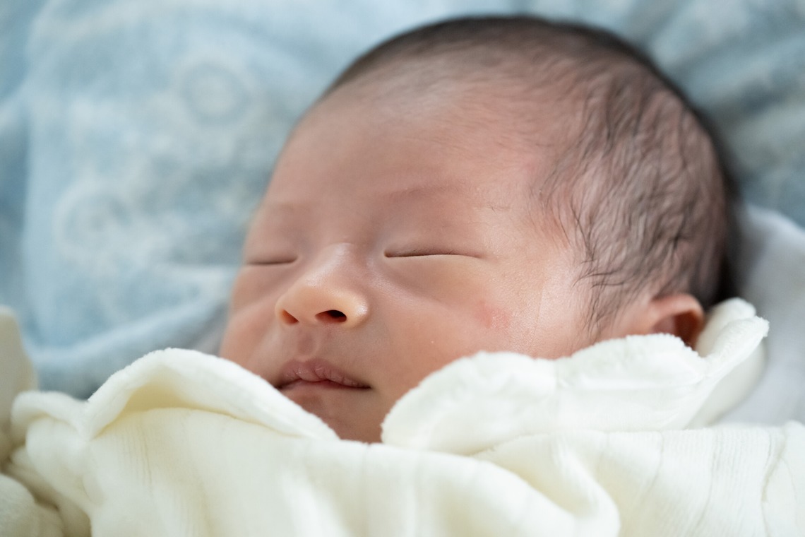 寫樂斎が撮影した「ニューボーン001」の写真