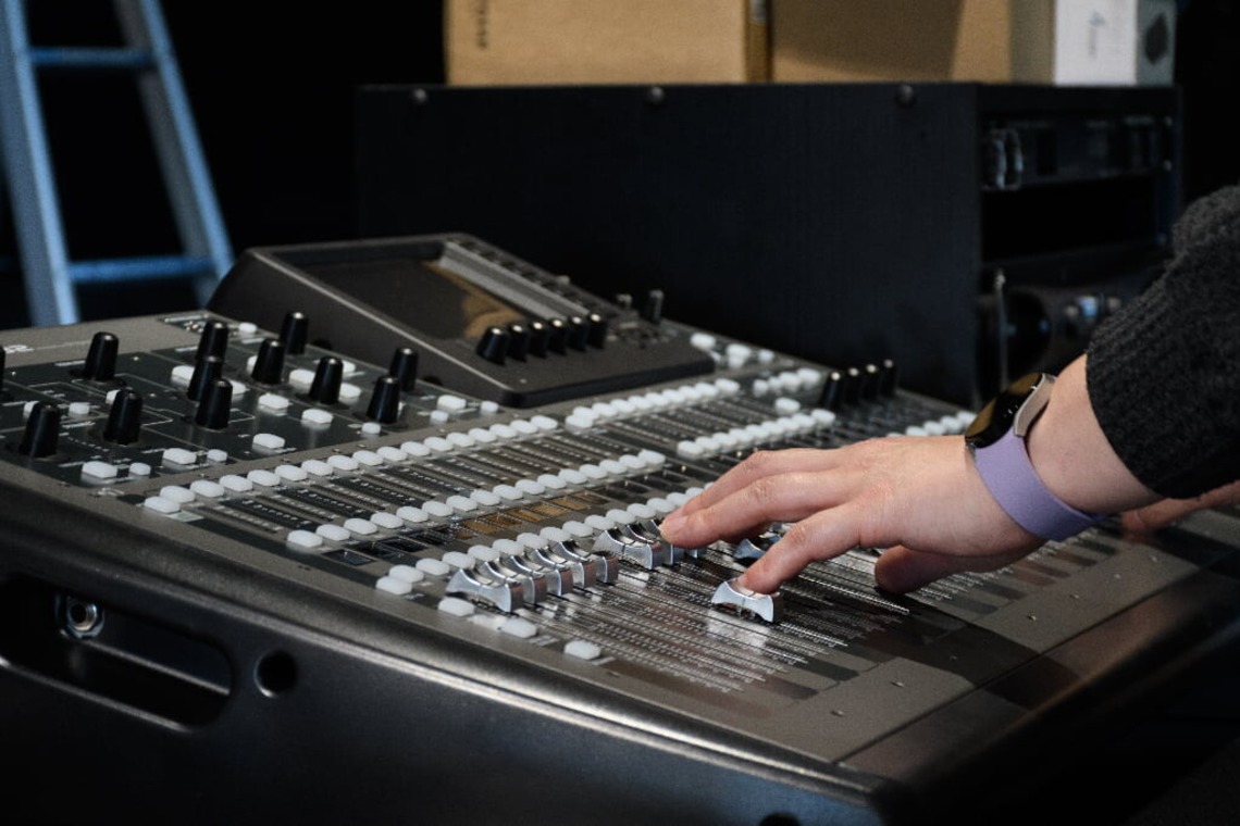 西野耀史 (写真事務所かがやき)