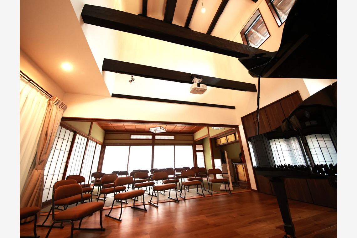 写真屋gonree　阿波根里恵が撮影した写真のアルバム「かえもん旅館」