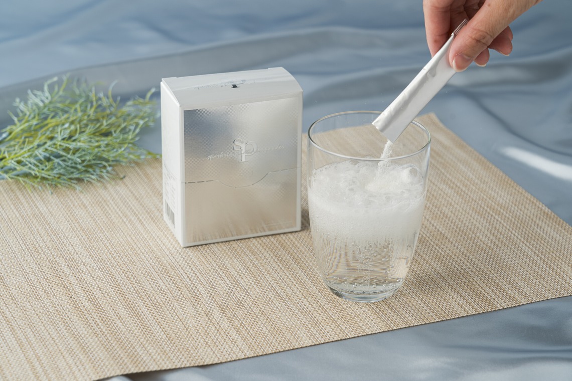 笠井鉄正写真事務所が撮影した写真のアルバム「健康食品会社HP・カタログ用商品撮影」