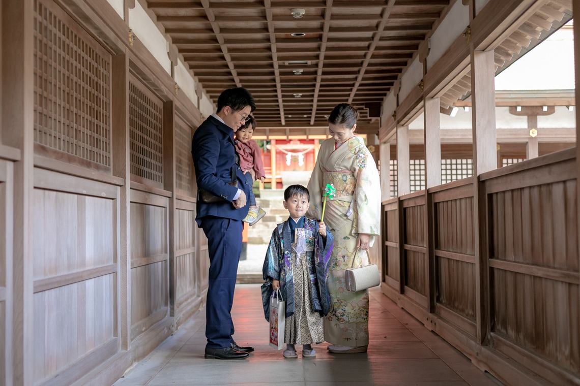 隈元智子が撮影した写真のアルバム「七五三」