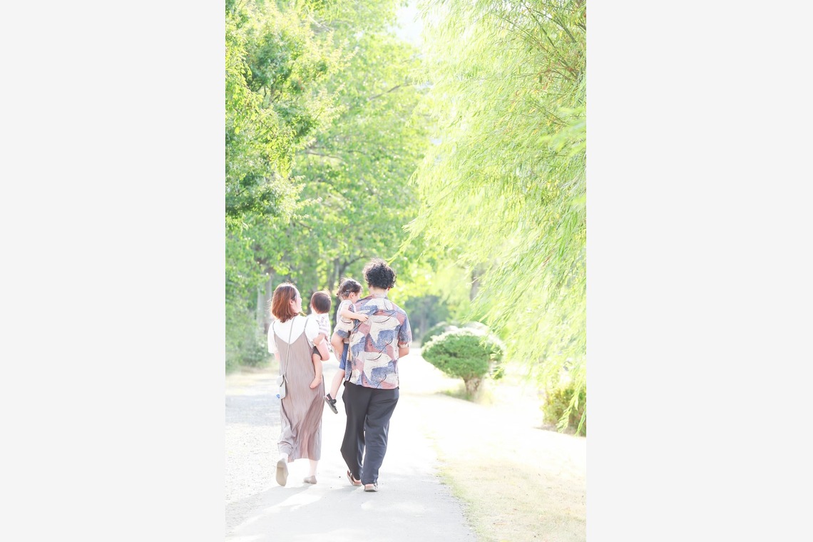 吉澤拓巳が出張撮影した家族写真(キッズ,ベビーフォト)などが写った「TAKUMI Photo in NIIGATA」の家族写真