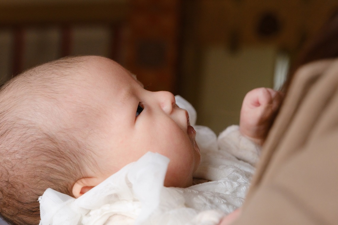 高夏写真店が出張撮影した家族写真(キッズ,ベビーフォト)などが写った「お宮参りの撮影」の家族写真