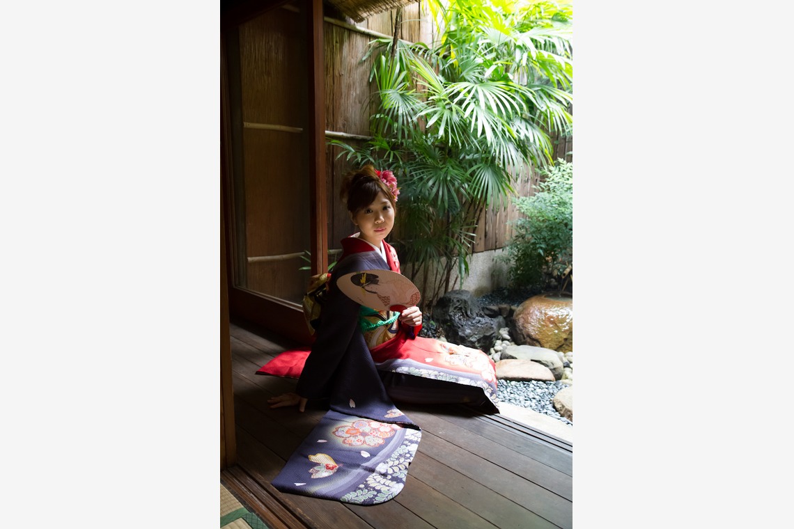 スマイルハンターが出張撮影した家族写真(キッズ,ベビーフォト)などが写った「成人式フォト」の家族写真