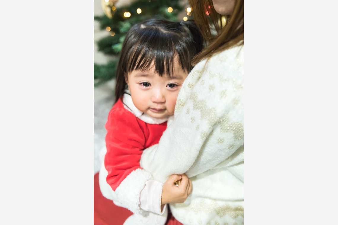 髙栁豪志が出張撮影した家族写真(キッズ,ベビーフォト)などが写った「クリスマス撮影会」の家族写真
