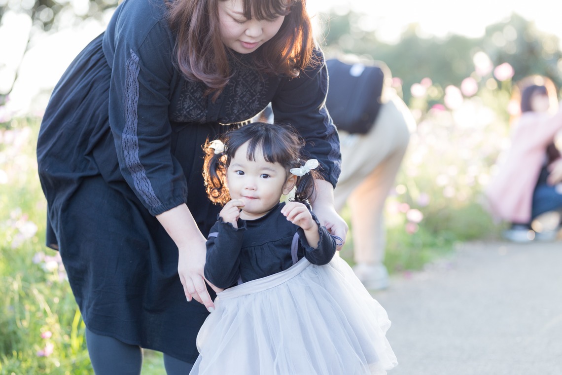 Domoto Takayukiが出張撮影した家族写真(キッズ,ベビーフォト)などが写った「秋の昭和記念公園　　バースデー&マタニティ」の家族写真