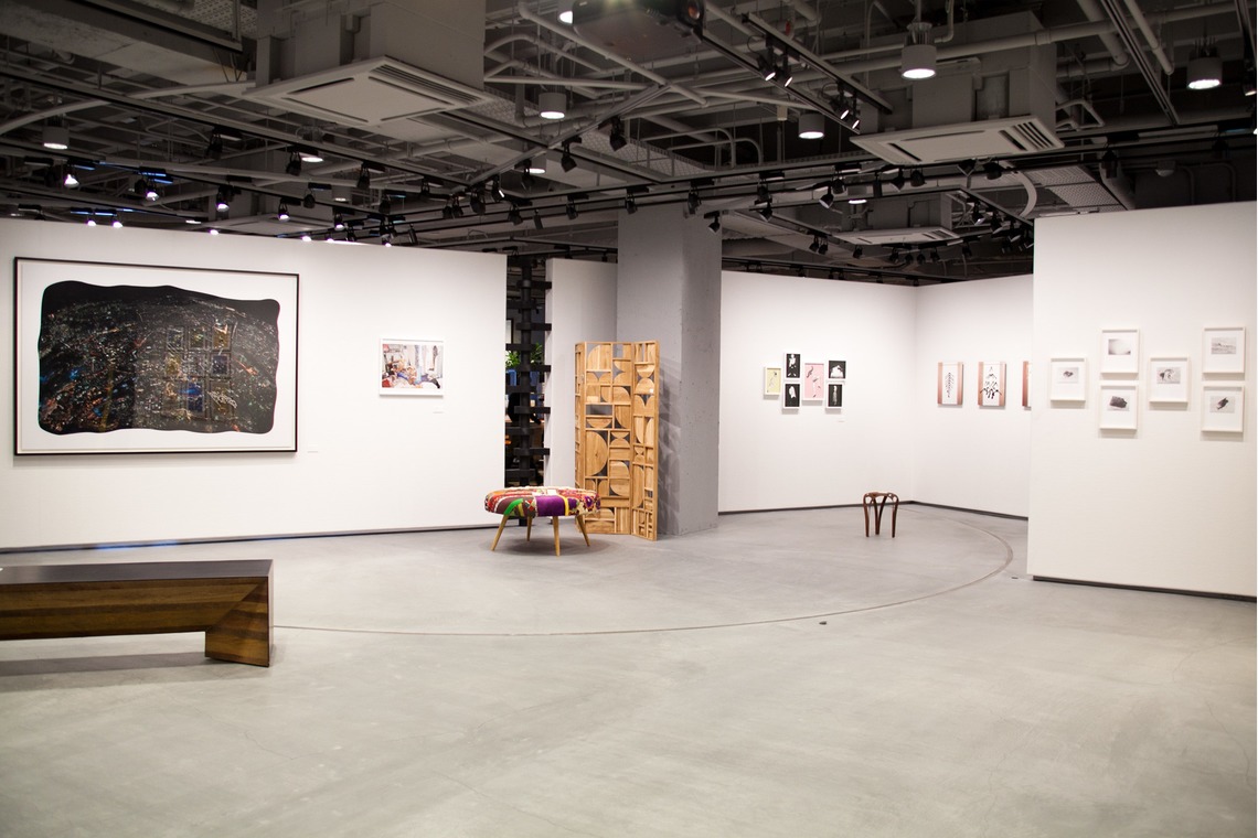 小浜守也が撮影した「内観撮影」の写真