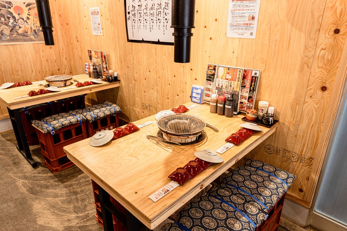 内藤駿介が撮影した写真のアルバム「ホルモン・焼肉屋さんの内外観撮影でした。」