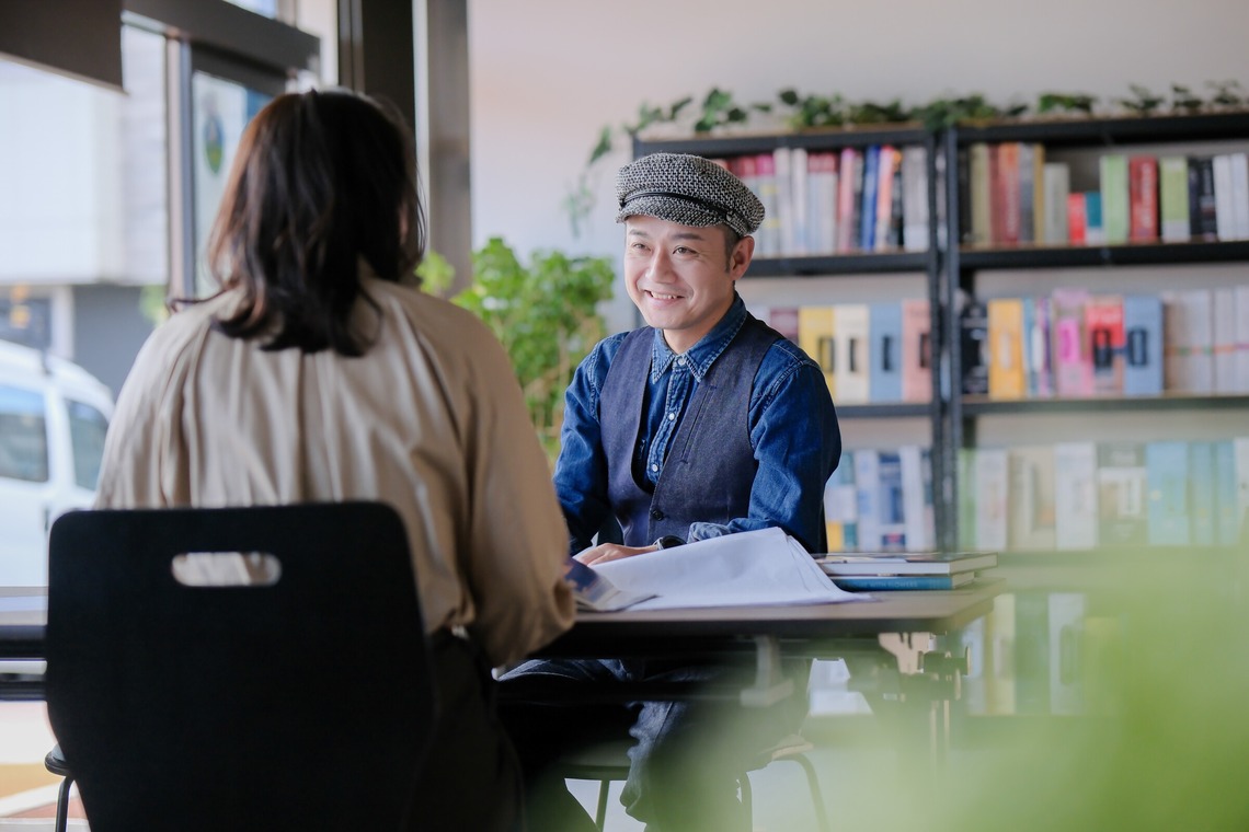 ARAI MAGICが撮影した「オフィス　スタッフ紹介コンテンツ」の写真