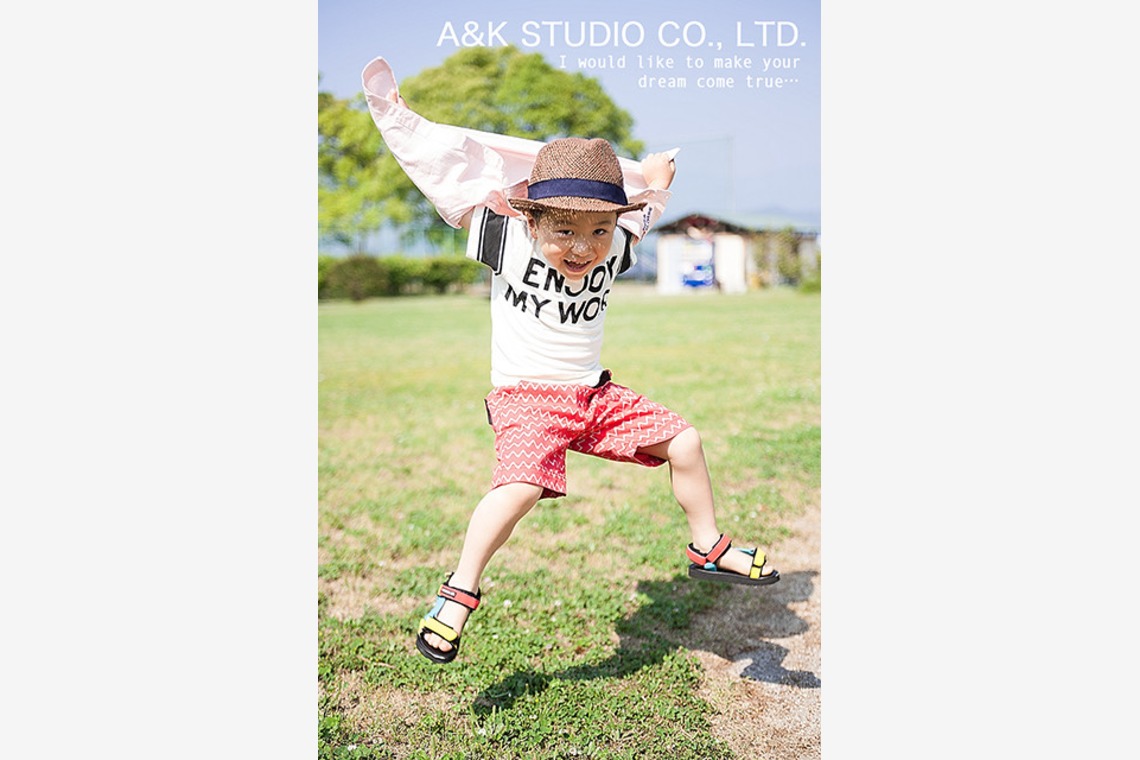 A&K STUDIO CO.,LTD.（上野 晃嗣）が撮影した家族写真の出張撮影のアルバム「公園フォト@愛媛県松山市」