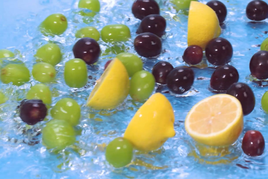 ジョン ソンミンが撮影した「ケーキとフルーツティー」の写真