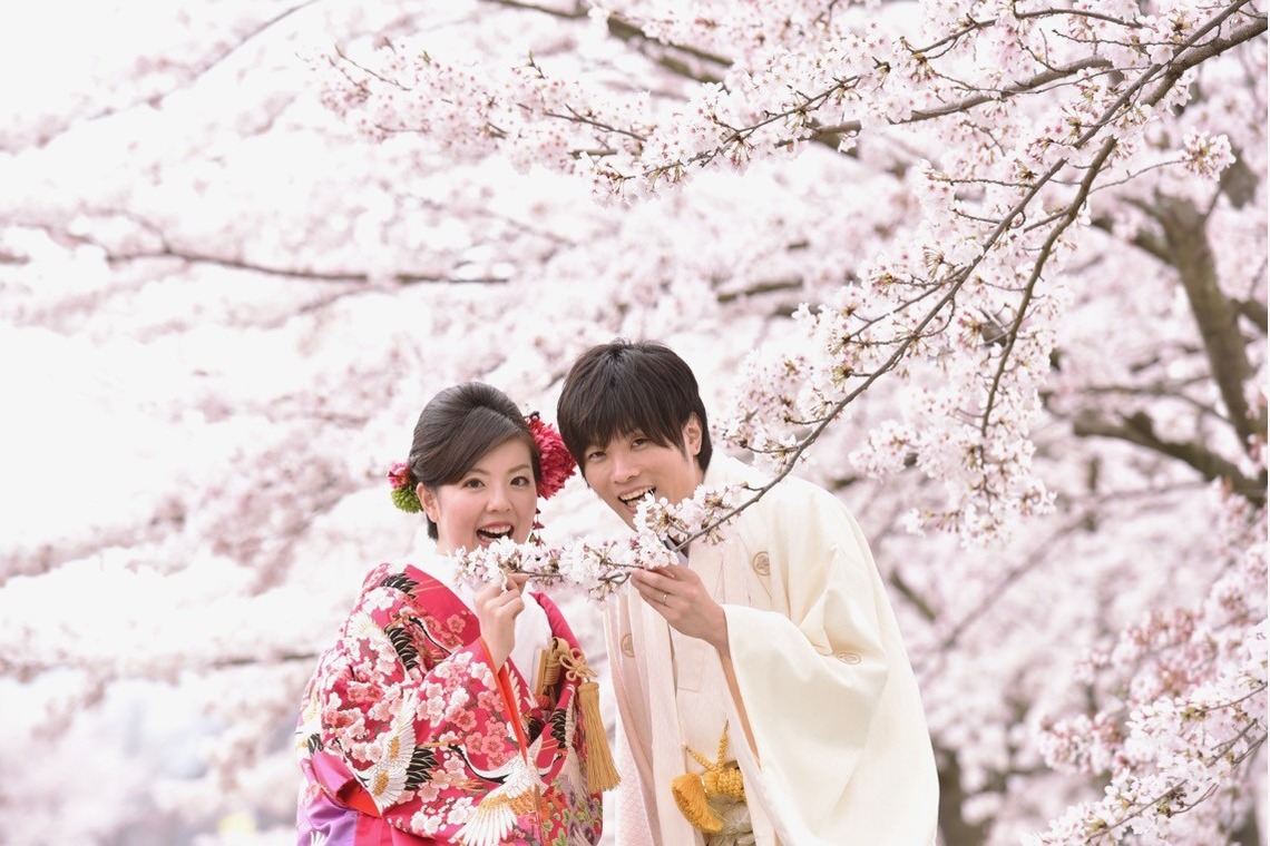 キキフォトワークスが撮影した「桜の季節の和装前撮り」の写真
