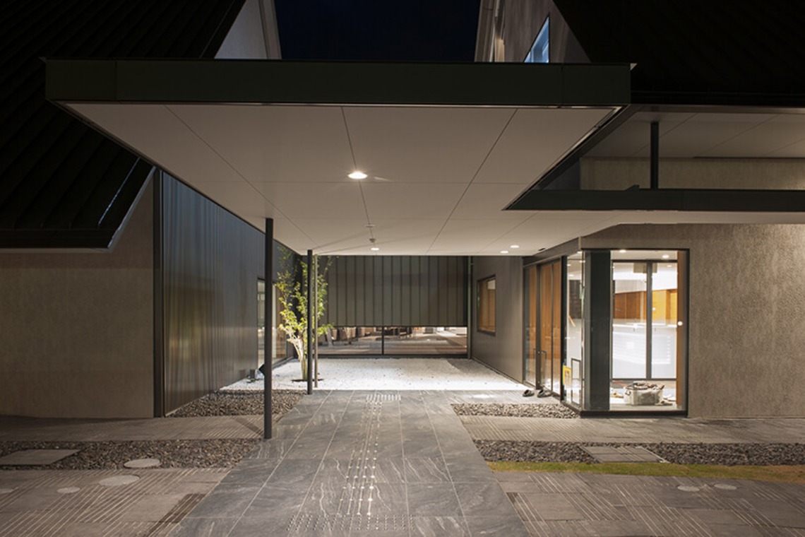 ワンツーBフォトが撮影した「ホテル・店舗・住宅・の外観と内観」の写真