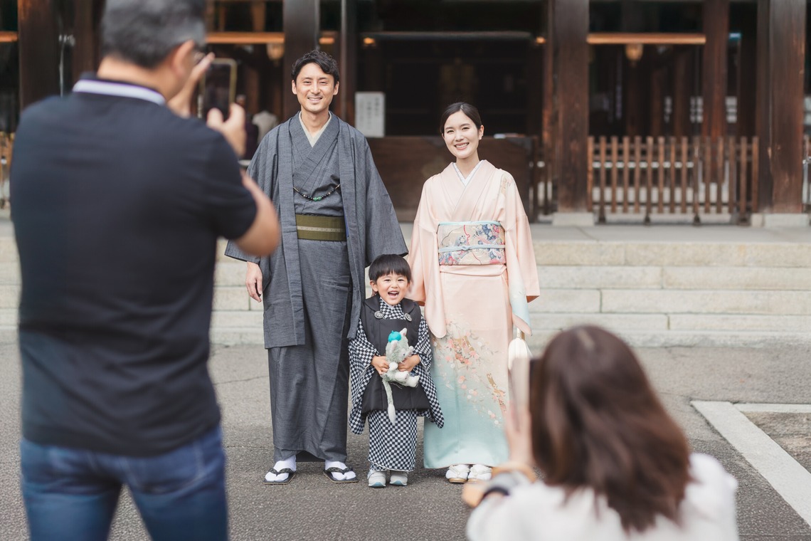 あかすたが出張撮影した家族写真(キッズ,ベビーフォト)などが写った「七五三」の家族写真