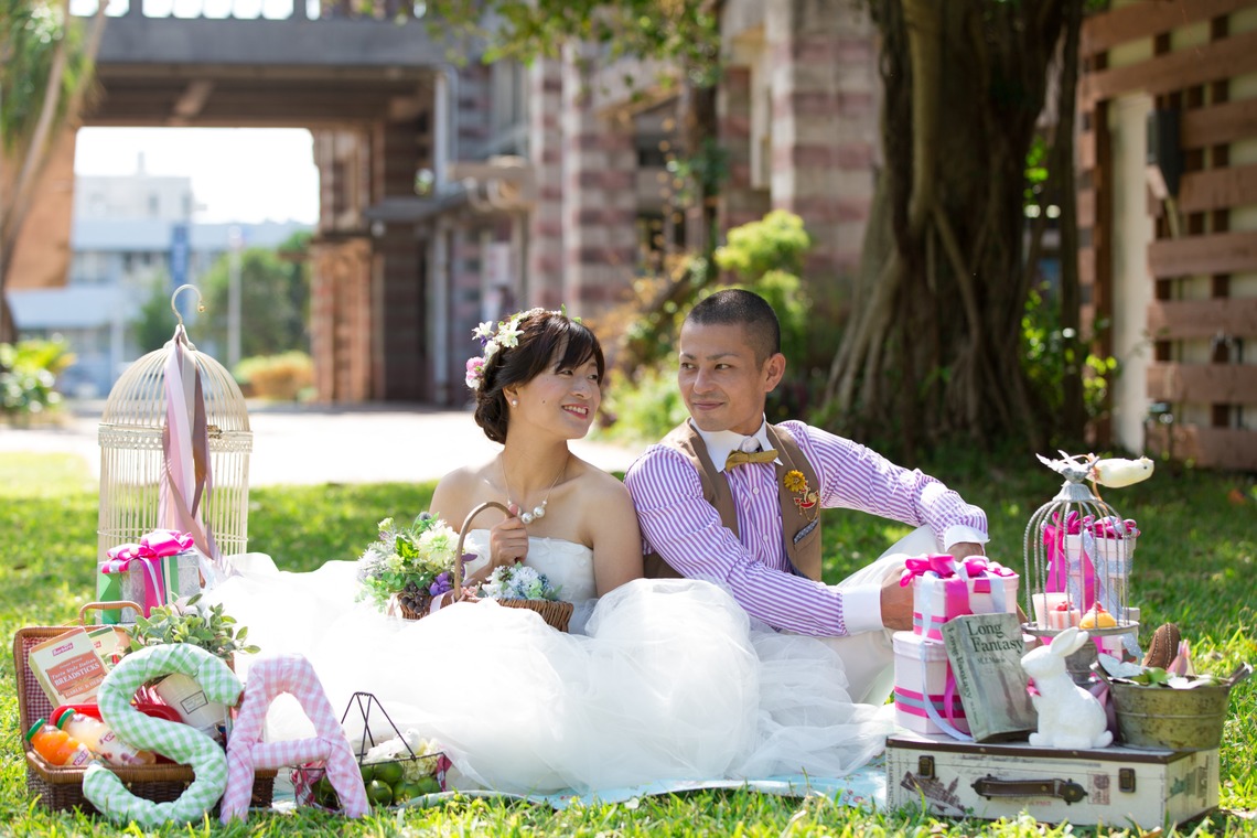 ウエディングラウンジが撮影した写真のアルバム「オンリーワンウェディングフォト沖縄」