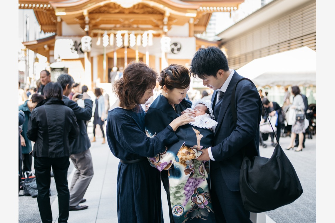 植村由理が出張撮影した家族写真(キッズ,ベビーフォト)などが写った「お宮参り　＠水天宮」の家族写真