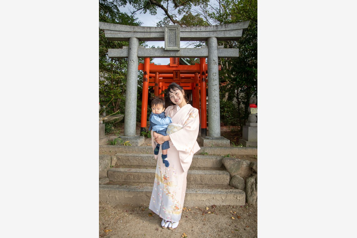 岩坪眞一郎が撮影した七五三フォトのアルバム「家族で七五三お宮参り」